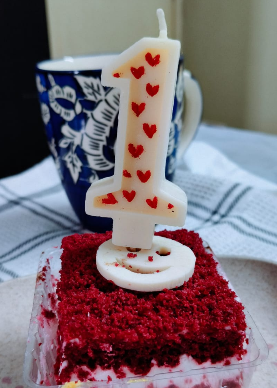 One Number Mini Red Heart Candle with Stick – Cake Topper