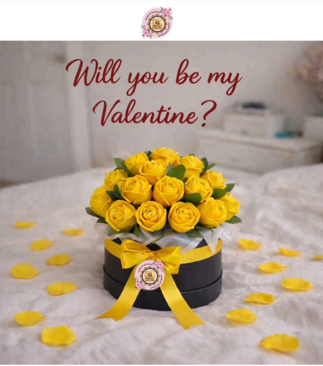 Royal Luxe  Yellow Rose Candle Bouquet